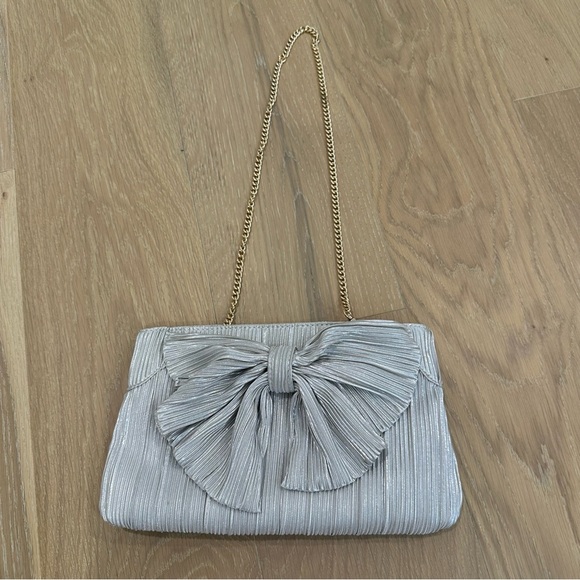 Lulus Champagne Metallic Pleated Clutch Purse Shoulder Bag Bridal Wedding Formal - Picture 14 of 16